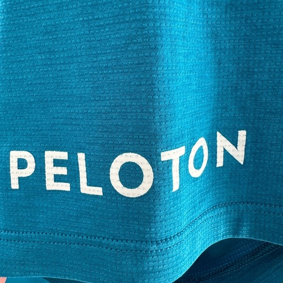 lululemon athletica Teal Short Sleeve Tee - Picture 2 of 4